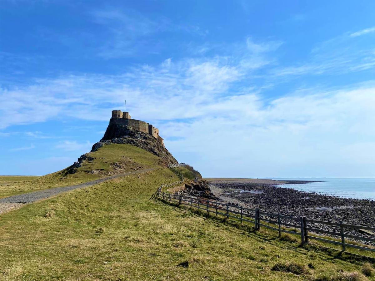 The Ship Inn Holy Island of Lindisfarne Bagian luar foto