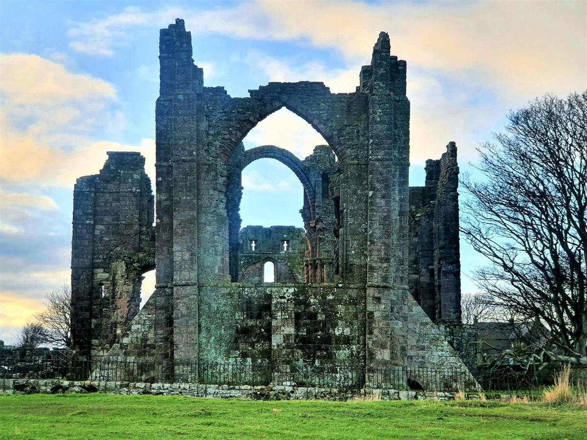 The Ship Inn Holy Island of Lindisfarne Bagian luar foto