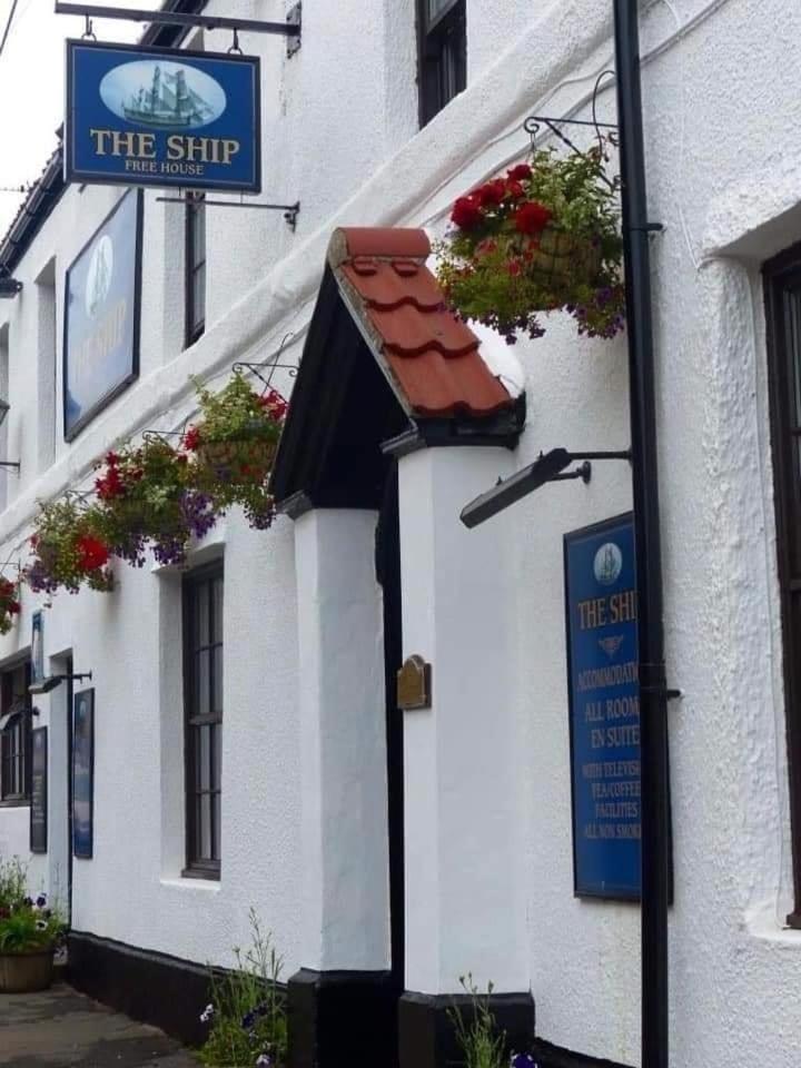 The Ship Inn Holy Island of Lindisfarne Bagian luar foto